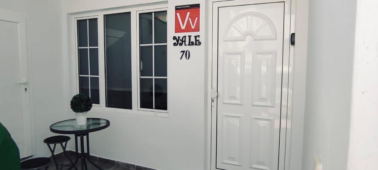 Apartamento Yale Tias Bagian luar foto